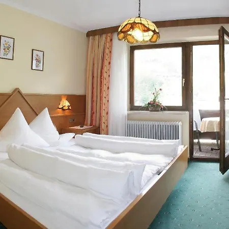 בית הארחה Andreas