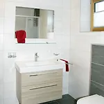 بيت ضيافة Andreas 3*